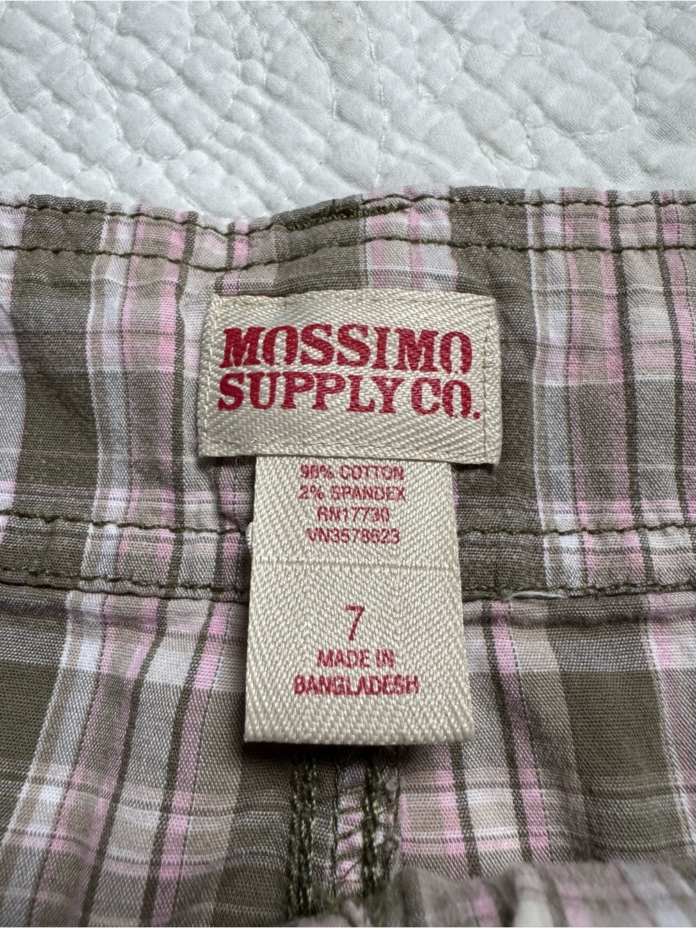 Mossimo Supply Co. Olive Green & Light Pink Plaid Shorts Y2K Women’s 7 - Picture 3 of 5